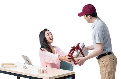 《星球大战：法外狂徒》将于8月30日正式发售